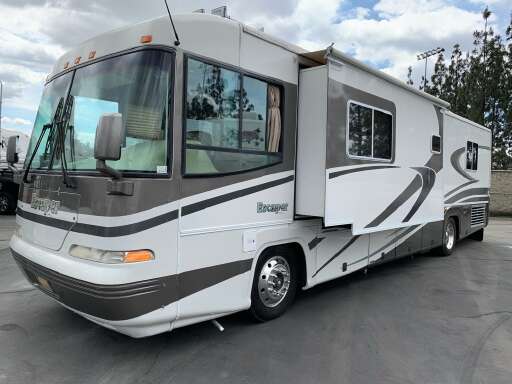 Hilltop Trailer Sales >> 2008 Damon CHALLENGER 378, Marinette WI - - RVtrader.com Hilltop Trailer Sales >> 2008 Damon CHALLENGER 378, Marinette WI - - RVtrader.com