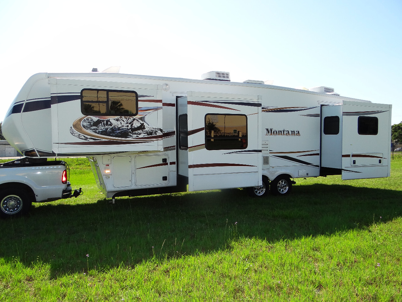 2011 Keystone MONTANA 3750FL, Clearwater FL