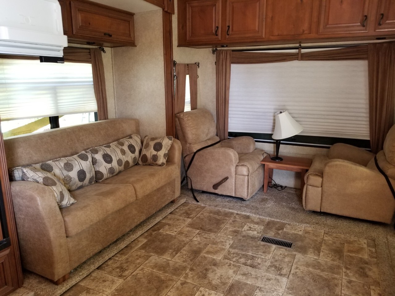 Open Range Journeyer 340flr Rvs For 7 Rv Trader