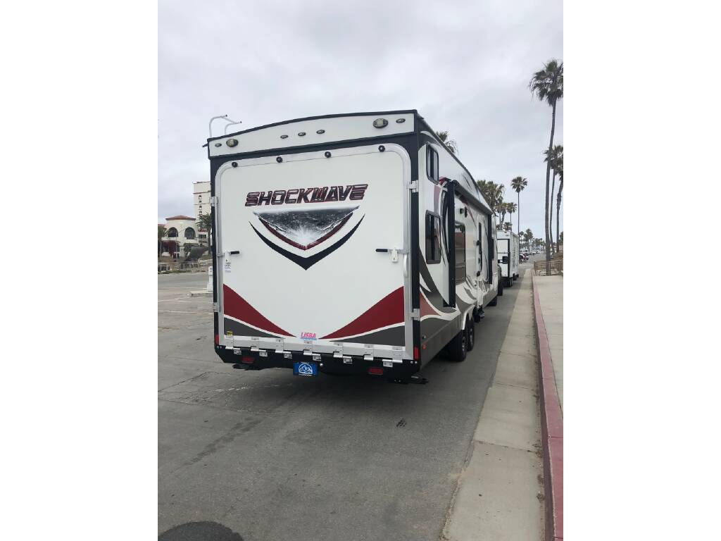 Shockwave Toy Hauler Quality Wow Blog