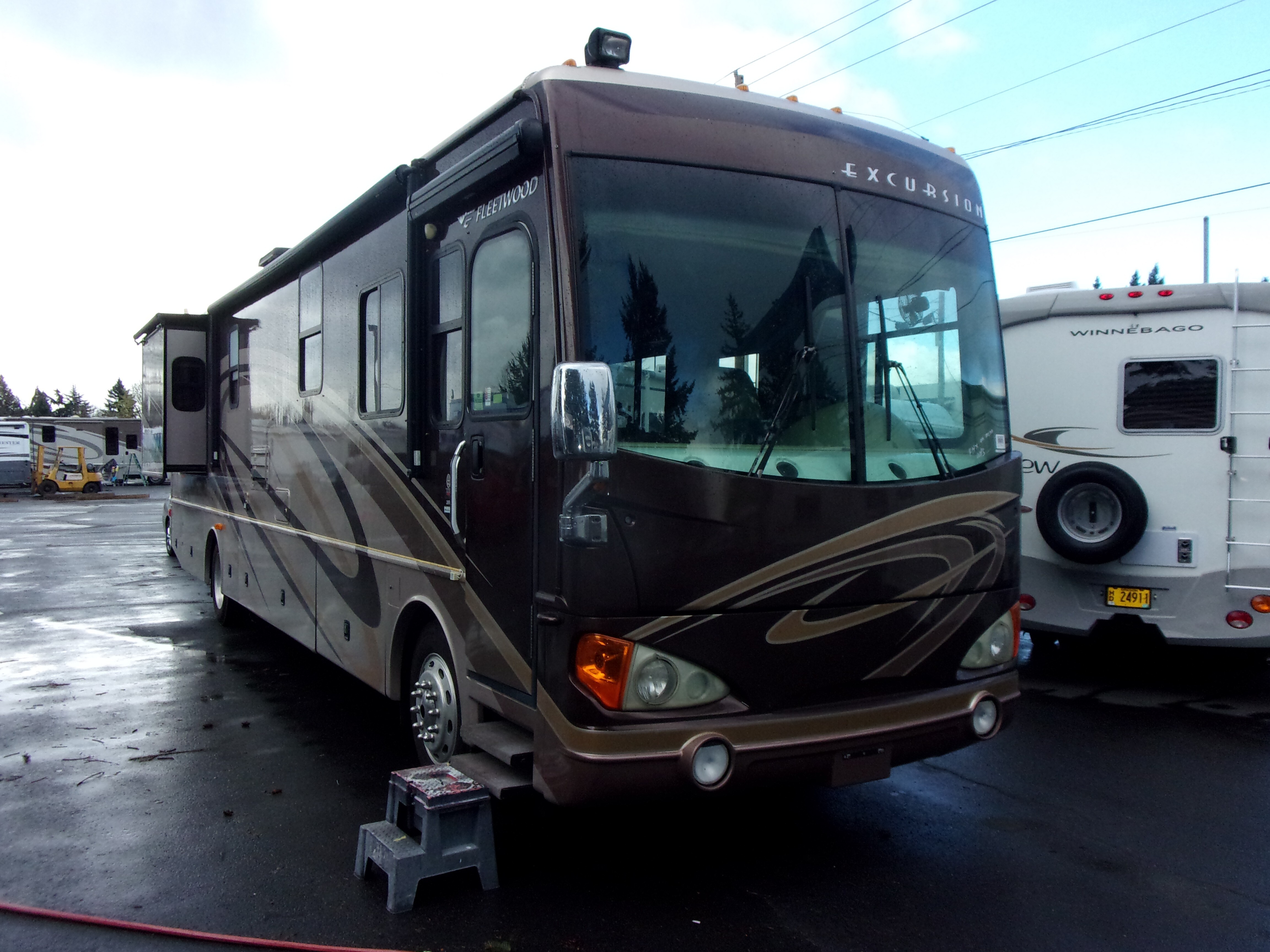 2007 Fleetwood Excursion M39L Diesel For Sale in Vancouver, WA RV Trader