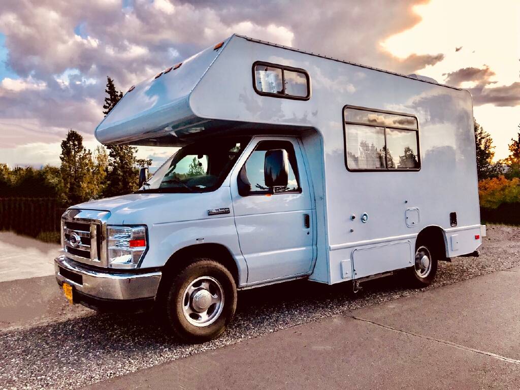 19 Ft Rv Four Winds 19G Class C Rv For Sale – GSJVO