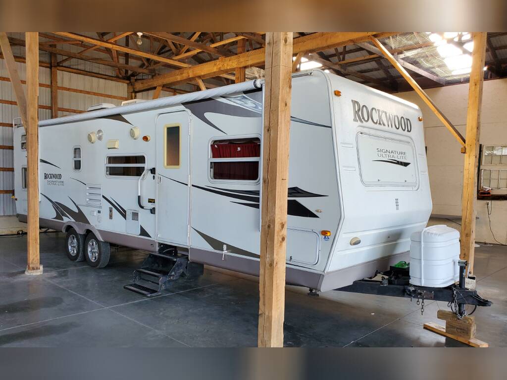 2009 Forest River Rockwood Signature Ultra Lite 8313ss Bernville Pa Rvtrader Com