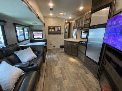Light 295bhs For Sale Open Range Fifth Wheels Rv Trader