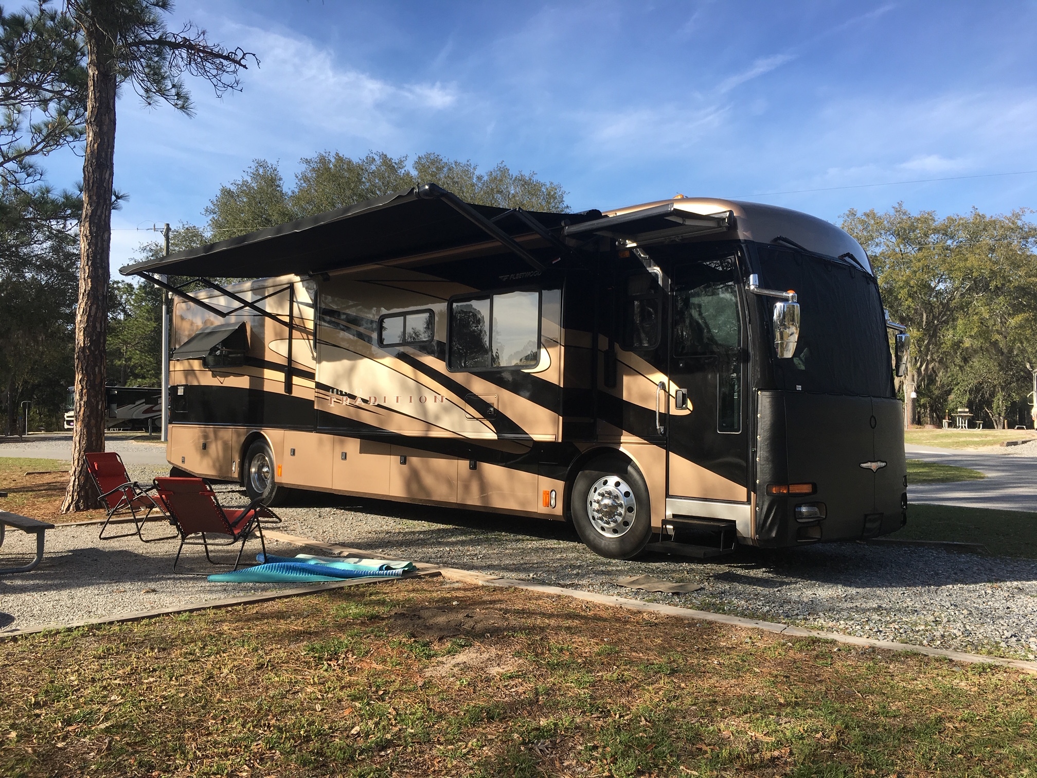 This 1 7 Million Motorhome With Its Own Garage May Look Like An Ordinary Bus From Outside But Only Until You Step Inside Recreational Vehicles Luxury Motorhomes Best Luxury Cars