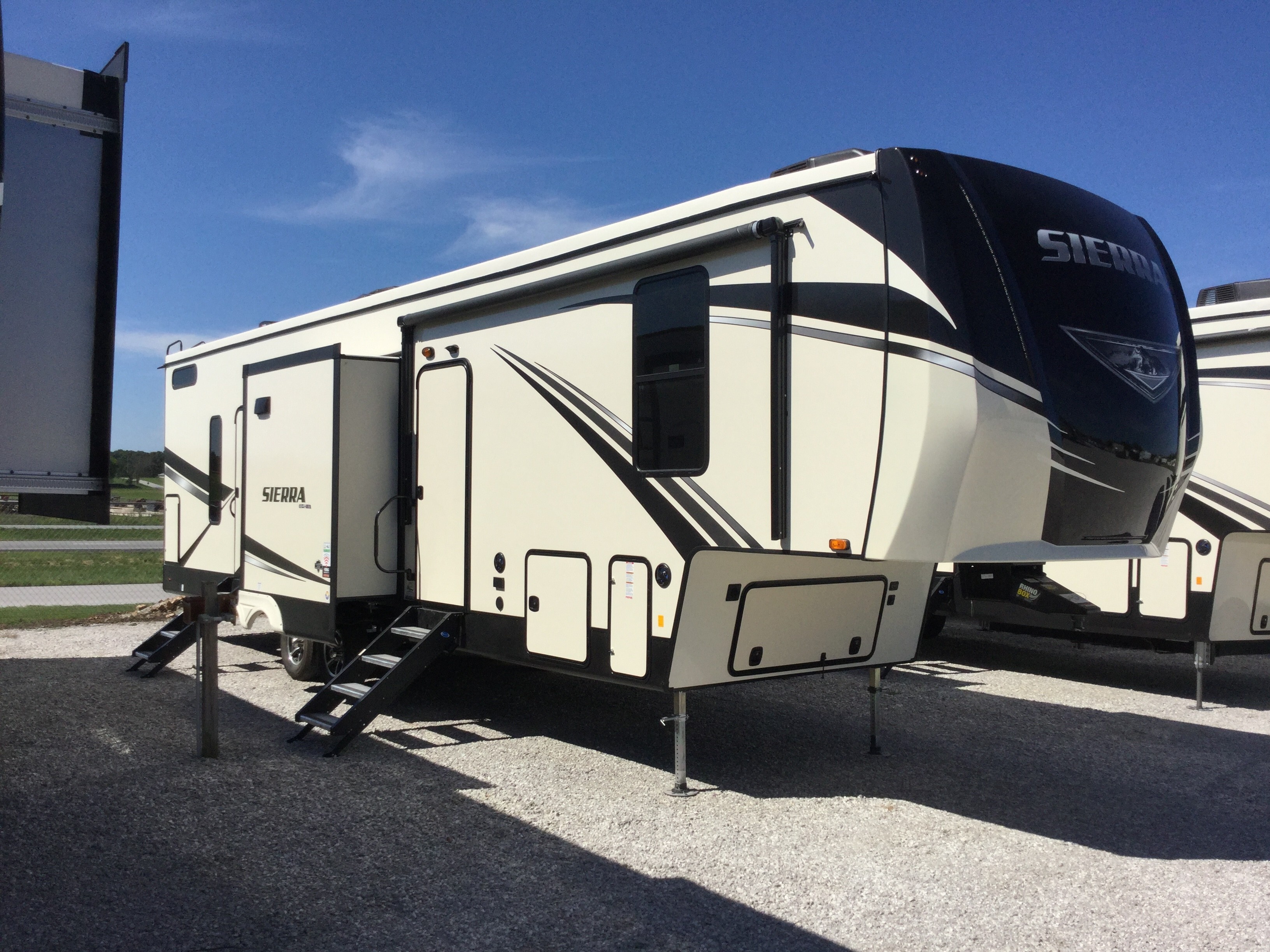 Colaw Rv Used Rv Parts Rv Salvage North America S Largest Rv Salvage