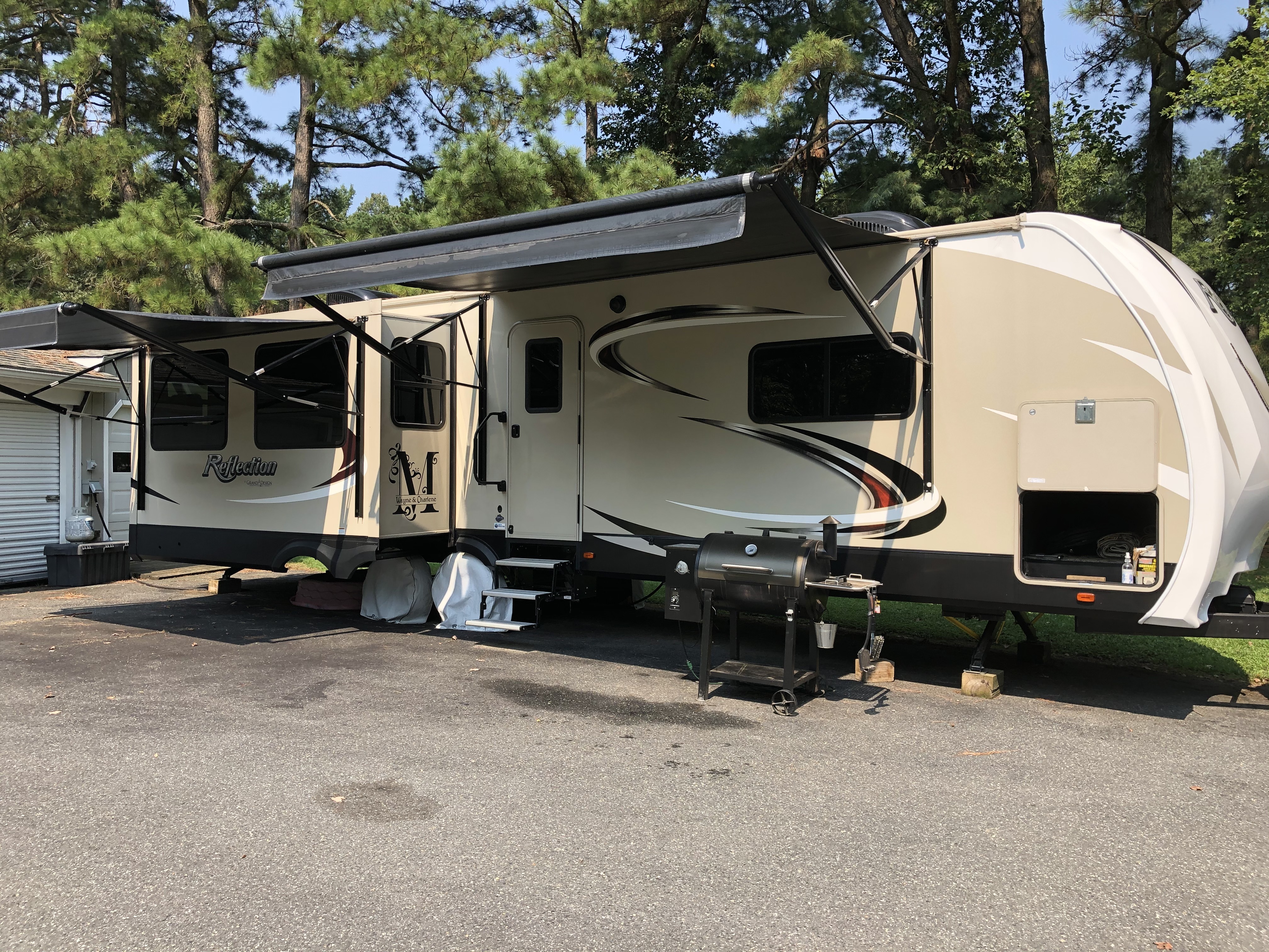 Rv Basement Storage Mod For Pass Through Area Trailer Storage Camper Storage Basement Storage