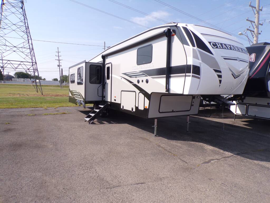 2021 Coachmen Chaparral By Coachmen 336tsik For Sale In Rock Falls Il Rv Trader