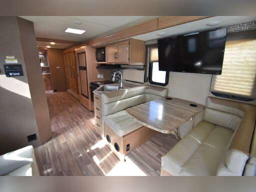 2018 A C E 27 2 For Sale Thor Motor Coach Rvs Rv Trader