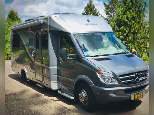 Oregon Leisure Travel For Sale Leisure Travel Rvs Rv Trader