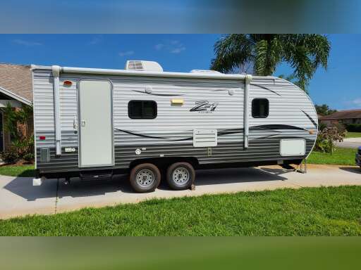 Z-1 For Sale - Crossroads RVs - RV Trader