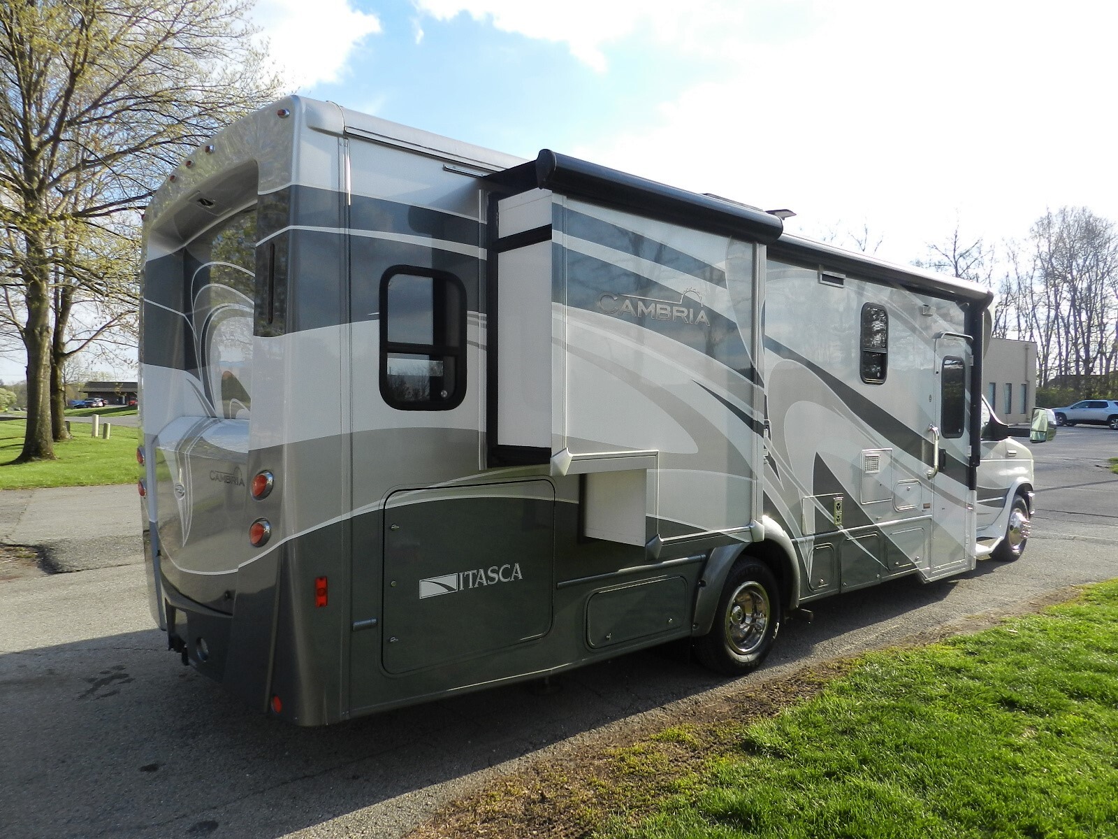 2013 Winnebago ITASCA CAMBRIA 27K, Carmel IN 5016221842