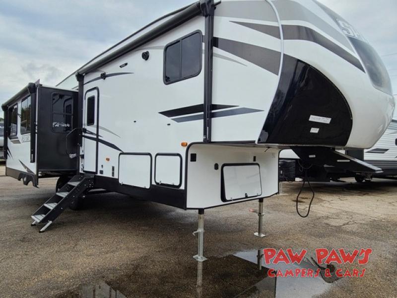 Paw Paws Camper City In 808 Memorial Boulevard Picayune Ms 39466 Rv Trader