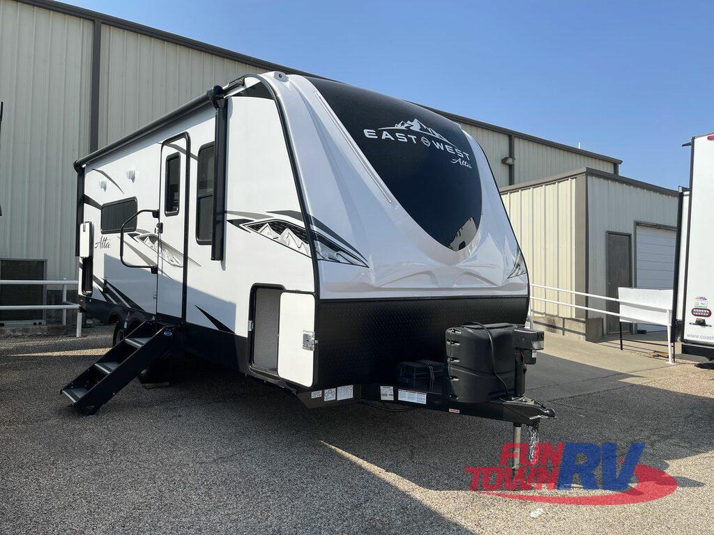2022 East To West Alta 1900MMK For Sale in Wharton, TX RV Trader