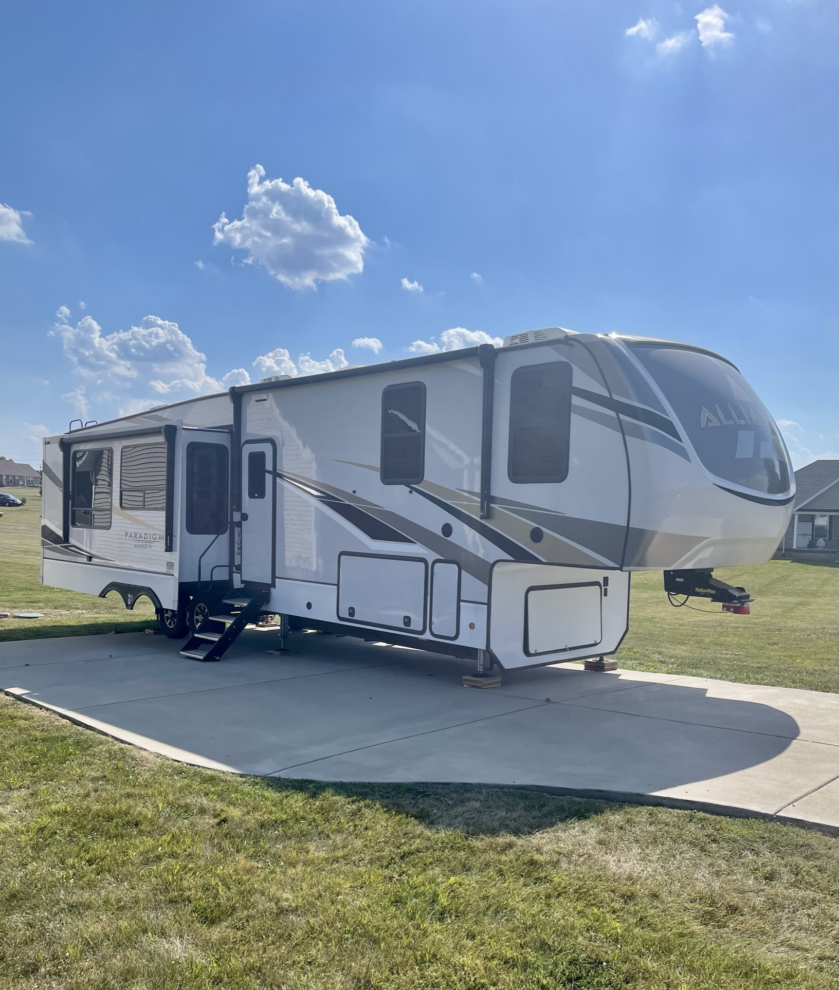 Paradigm 372RK For Sale - Alliance Rv RVs Near Me - RV Trader