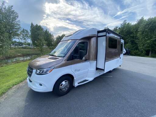 Regency Broughham Rv Ultra Brougham For Sale - Regency Conversions RVs Near Me - RV Trader