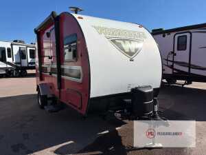 GREENLIGHT - CARAVANE 1 essieu WINNEBAGO Winnie Drop de 2017 de couleur verte... EUR 10,38 GREENLIGHT - CARAVANE 1 essieu WINNEBAGO Winnie Drop de 2017 de couleur verte... EUR 10,38