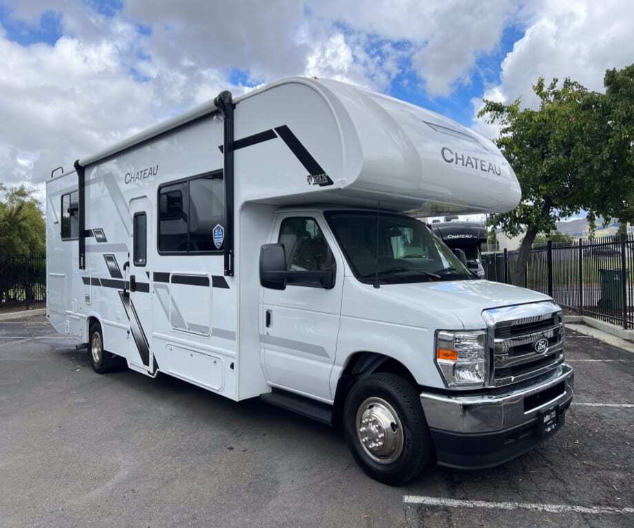 Thor Motor Coach FOUR WINDS 28Z RV Reviews on RV Insider