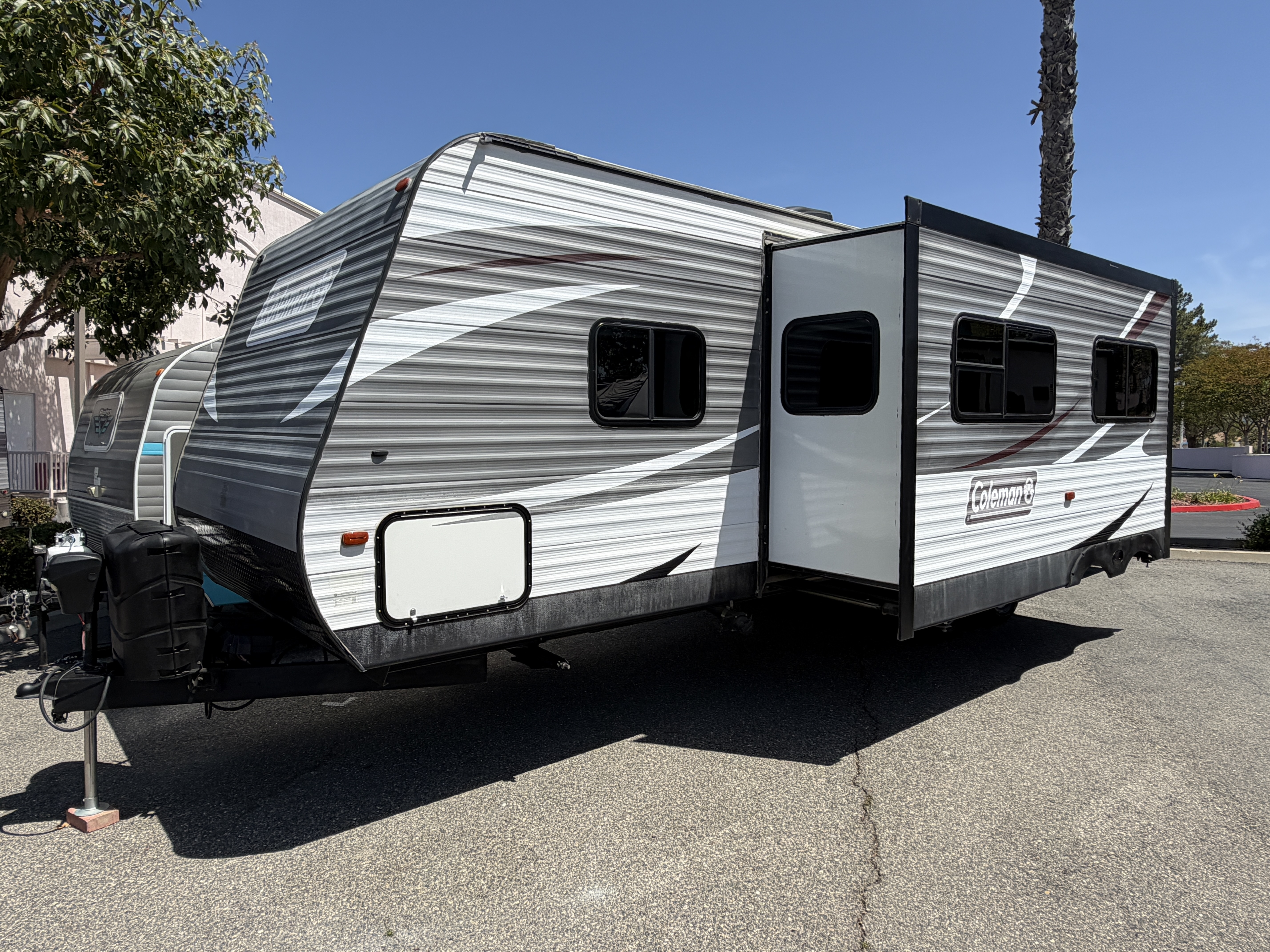 2017 Dutchmen Coleman Lantern RV Reviews on RV Insider