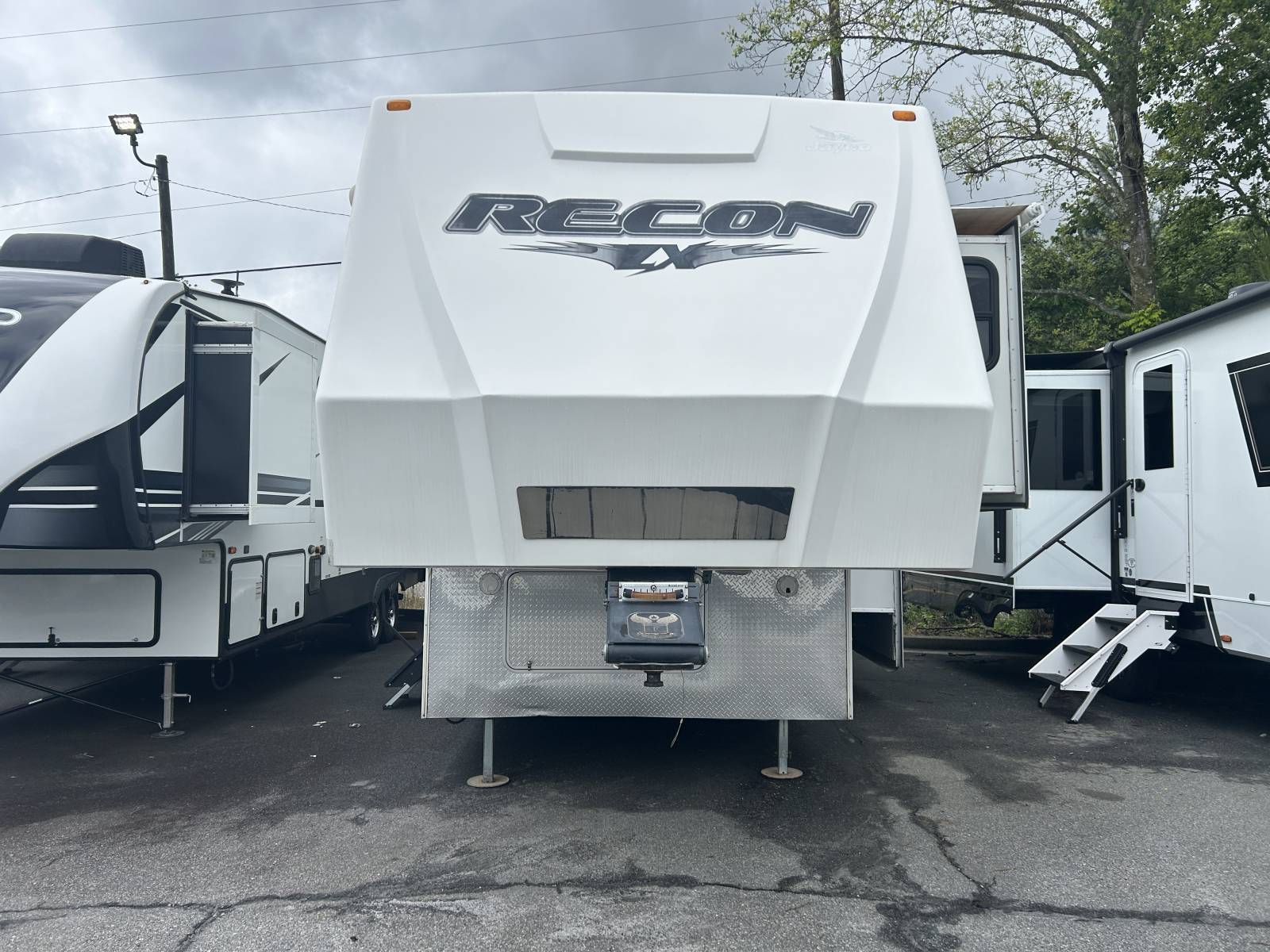 2009 Jayco Recon Toy Haulers 5th Wheel RV Reviews on RV Insider