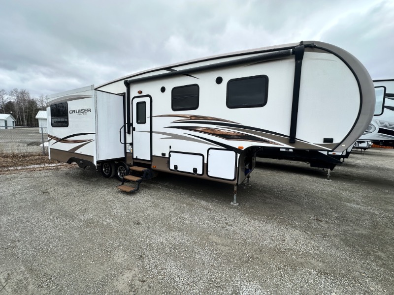 2015 CrossRoads Cruiser Aire 28SE 5th Wheel RV Reviews on RV Insider